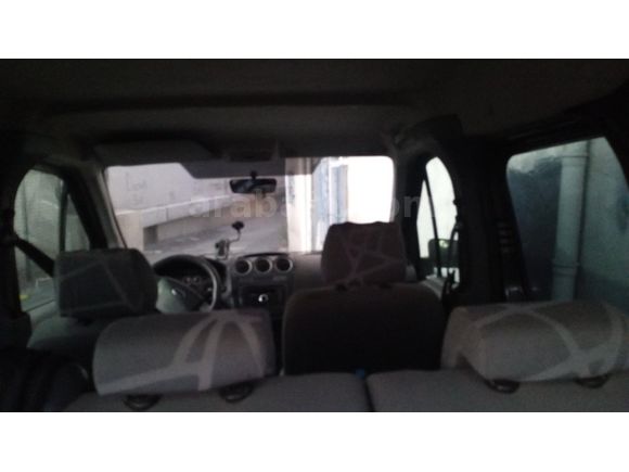 Sahibinden Ford Tourneo Connect 1.8 TDCI GLX 2011 Model