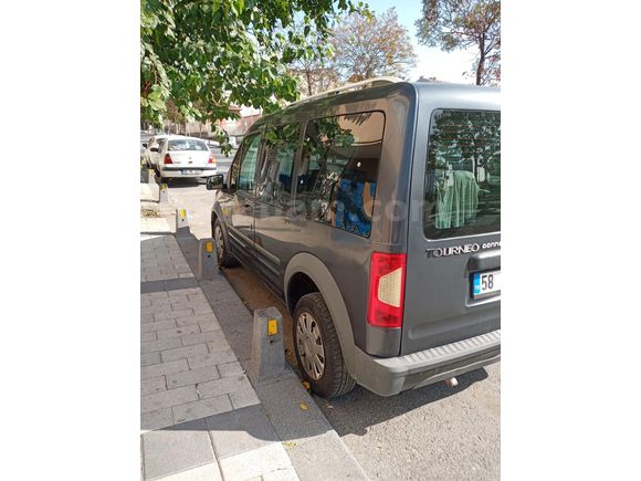 Sahibinden Ford Tourneo Connect 1.8 TDCI GLX 2011 Model