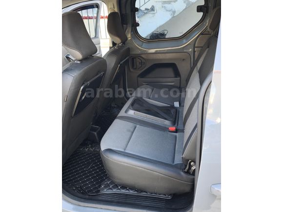 Sahibinden Renault Express Combi 1.5 BlueDCI Touch 2023 Model