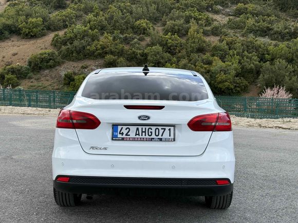 Galeriden Ford Focus 1.6 TDCi Titanium 2015 Model Konya