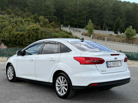 Galeriden Ford Focus 1.6 TDCi Titanium 2015 Model Konya