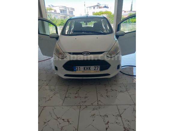 Sahibinden Ford B-Max 1.5 2013 Model  127.000 km Beyaz