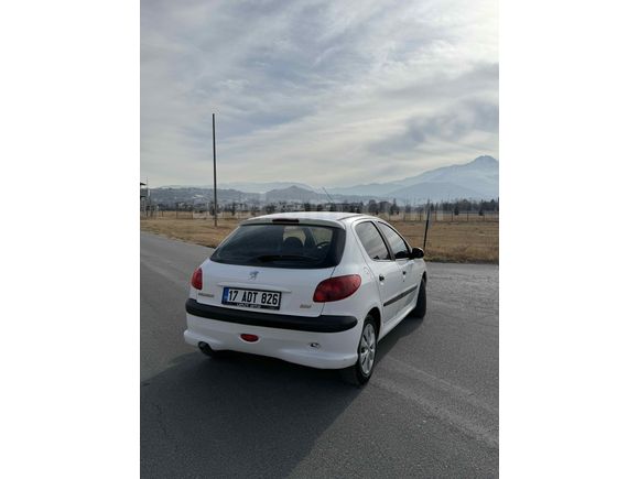 Sahibinden Peugeot 206 1.4 Fever 2007 Model 