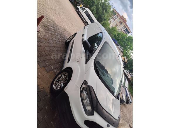 Sahibinden Ford Transit Courier 1.5 TDCi Trend 2015 Model