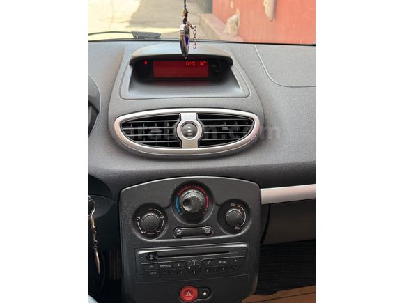 Sahibinden Renault Clio 1.5 dCi Authentique Edition 2012 Model  224.000 km Siyah