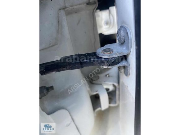 DEĞİŞENSİZ %90 I BOYASIZ ETİKETLİ 2005 MODEL 270oooKM 330S