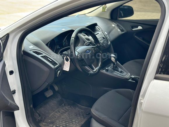 Sahibinden Ford Focus 1.5 TDCi Trend X 2016 Model İstanbul 181.000 km Beyaz