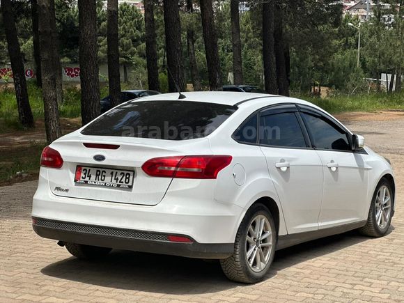 Sahibinden Ford Focus 1.5 TDCi Trend X 2016 Model İstanbul 181.000 km Beyaz