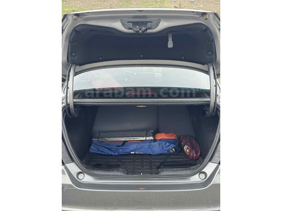 Sahibinden Fiat Egea 1.4 Fire Lounge 2023 Model Yozgat 28.000 km Gri (metalik)