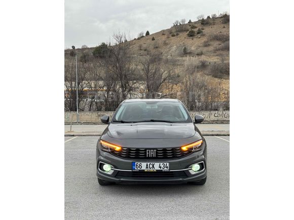 Sahibinden Fiat Egea 1.4 Fire Lounge 2023 Model Yozgat 28.000 km Gri (metalik)