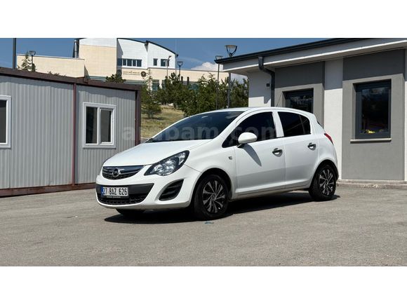 Sahibinden Opel Corsa 1.2 Twinport Essentia 2014 Model  291.000 km Beyaz