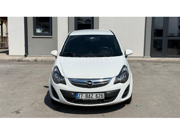 Sahibinden Opel Corsa 1.2 Twinport Essentia 2014 Model  291.000 km Beyaz