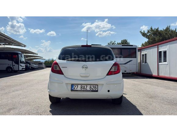 Sahibinden Opel Corsa 1.2 Twinport Essentia 2014 Model  291.000 km Beyaz