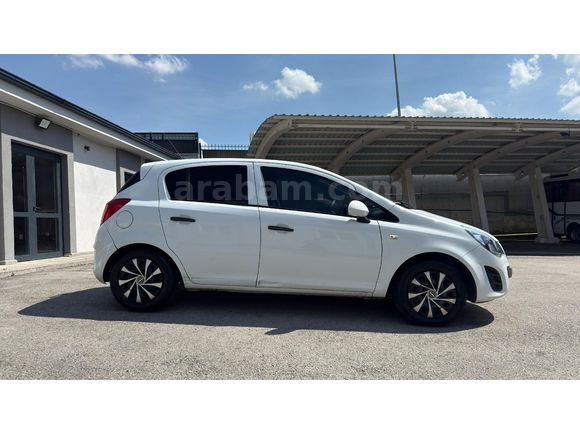 Sahibinden Opel Corsa 1.2 Twinport Essentia 2014 Model  291.000 km Beyaz