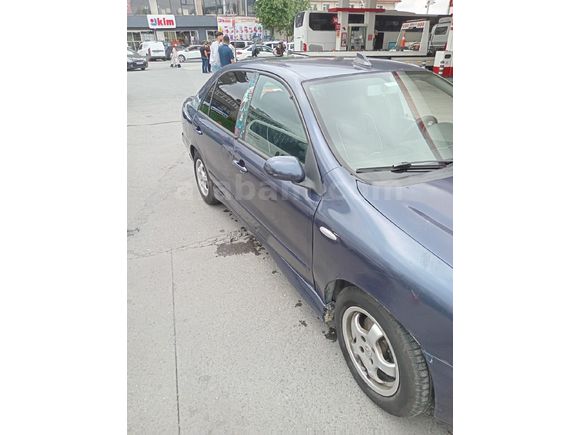 Sahibinden Fiat Marea 1.6 ELX 2002 Model  250.000 km Mavi