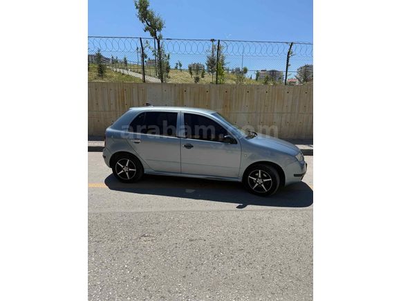 Sahibinden Skoda Fabia 1.4 Special 2004 Model 
