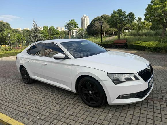 Galeriden Skoda SuperB 1.6 TDI Active 2017 Model İstanbul
