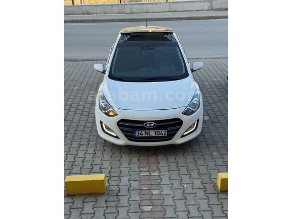 Sahibinden Hyundai i30 1.6 CRDi Elite 2015 Model 