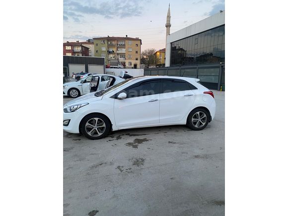 Sahibinden Hyundai i30 1.6 CRDi Elite 2015 Model 