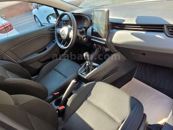 Sahibinden Renault Clio 1.0 SCe Joy 2021 Model Ankara 142.000 km Beyaz
