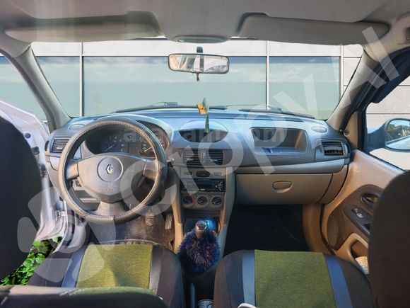 Galeriden Renault Symbol 1.2 Authentique 2011 Model Van