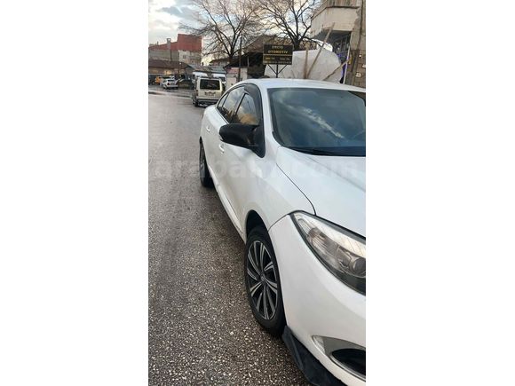 Sahibinden Renault Fluence 1.5 dCi Touch 2014 Model 
