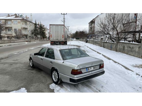Sahibinden Mercedes m111 motor 200 E 1993 Model 