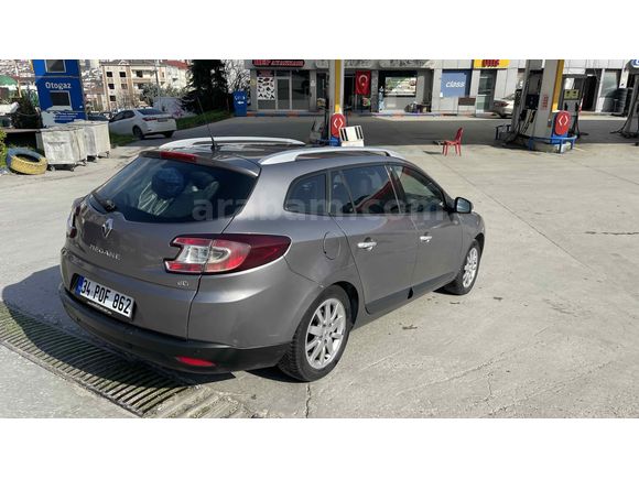 Sahibinden Renault Megane 1.5 dCi Sport Tourer Privilege 2012 Model 