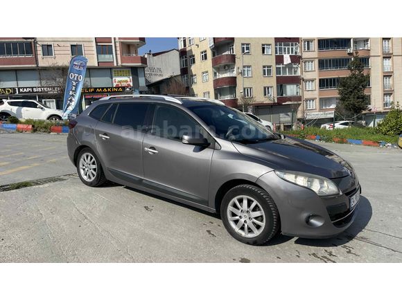 Sahibinden Renault Megane 1.5 dCi Sport Tourer Privilege 2012 Model 