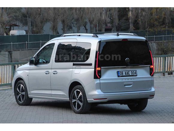 Sahibinden Volkswagen Caddy 2.0 TDI Style 2022 Model  92.000 km Gri (Gümüş)