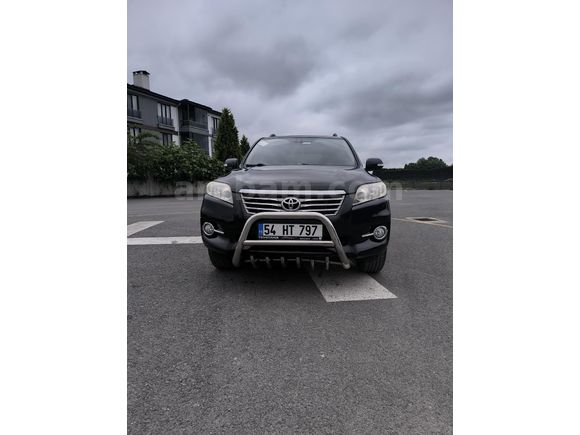 Sahibinden Toyota RAV4 2.0 2010 Model  230.000 km Siyah
