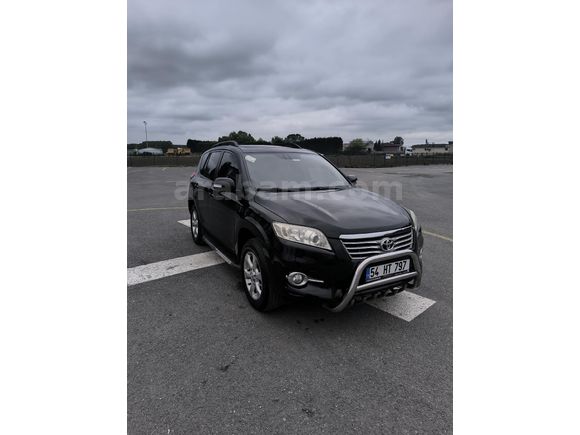 Sahibinden Toyota RAV4 2.0 2010 Model  230.000 km Siyah