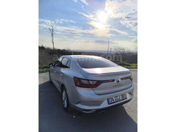 Sahibinden Renault Megane 1.5 dCi Otomatik Touch Değişen Yok Hasar Kaydı Yok 2019 Model