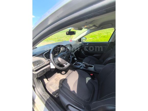 Sahibinden Renault Megane 1.5 dCi Otomatik Touch Değişen Yok Hasar Kaydı Yok 2019 Model