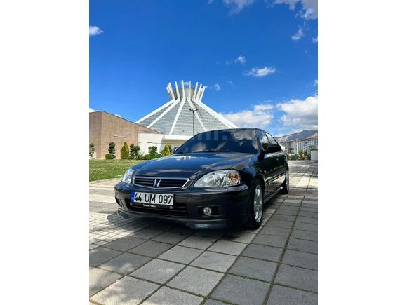 Sahibinden Honda Civic 1.6 i ES 2000 Model