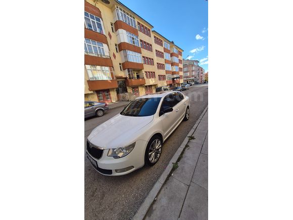 Memurdan temiz Skoda Superb 