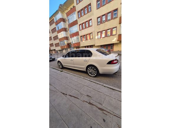 Memurdan temiz Skoda Superb 