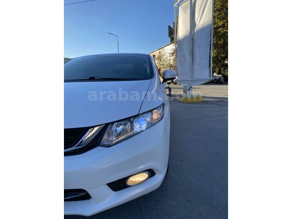Sahibinden Honda Civic 1.6i VTEC Eco Dream 2015 Model  71.500 km Beyaz