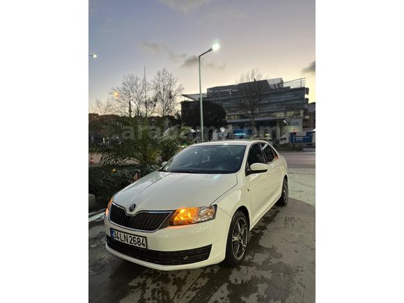 Sahibinden Skoda Rapid 1.6 TDI Ambition 2014 Model  258.500 km Beyaz