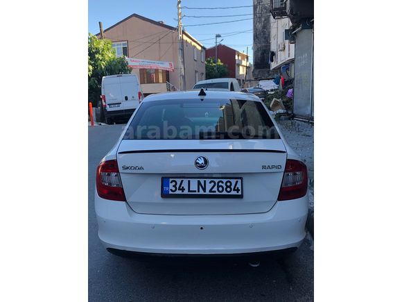 Sahibinden Skoda Rapid 1.6 TDI Ambition 2014 Model  258.500 km Beyaz