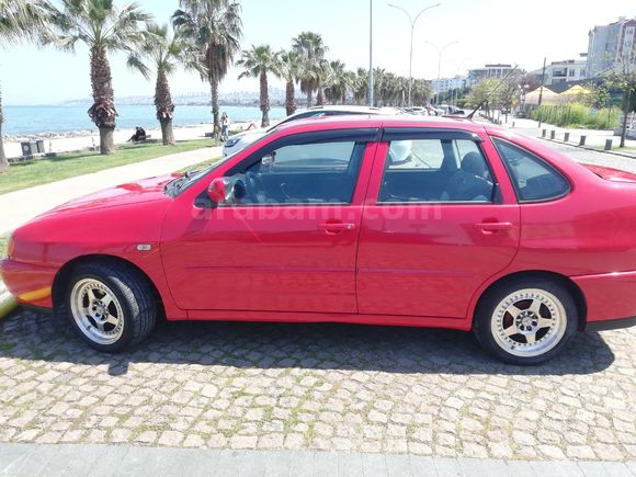 Sahibinden Volkswagen Polo 1.6 Classic 1999 Model  295.000 km Kırmızı
