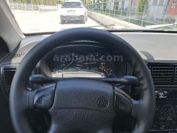Sahibinden Volkswagen Polo 1.6 Classic 1999 Model  295.000 km Kırmızı