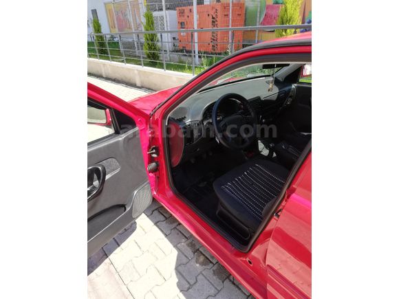 Sahibinden Volkswagen Polo 1.6 Classic 1999 Model  295.000 km Kırmızı