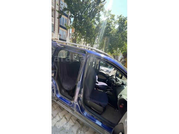 Sahibinden Ford Tourneo Courier 1.6 TDCi Titanium 2014 Model 