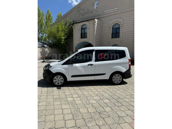 Sahibinden Ford Transit Courier 1.5 TDCi Trend 2015 Model