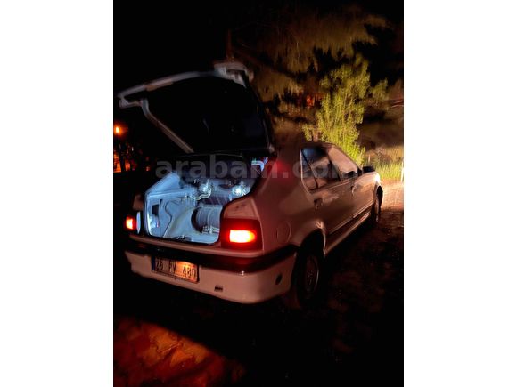 150 binde. Renault 19 1,6 ie 2000 model klimalı 