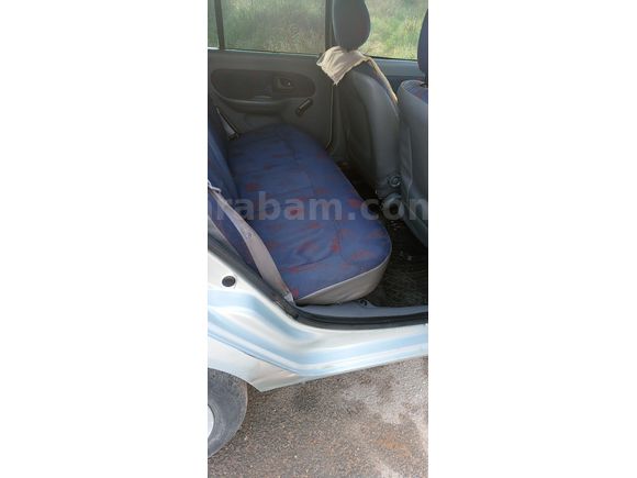 Sahibinden Renault Clio 1.4 RNA 2000 Model  204.000 km Gri