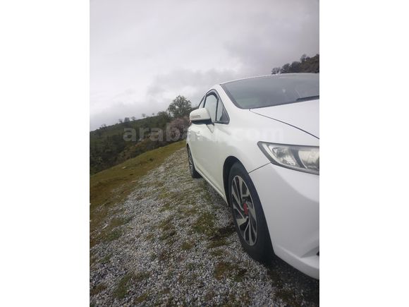 Sahibinden Honda Civic 1.6i VTEC Dream 2012 Model