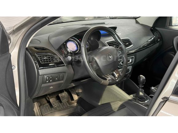 Sahibinden Renault Fluence 1.5 dCi Icon 2015 Model  185000km Kahverengi