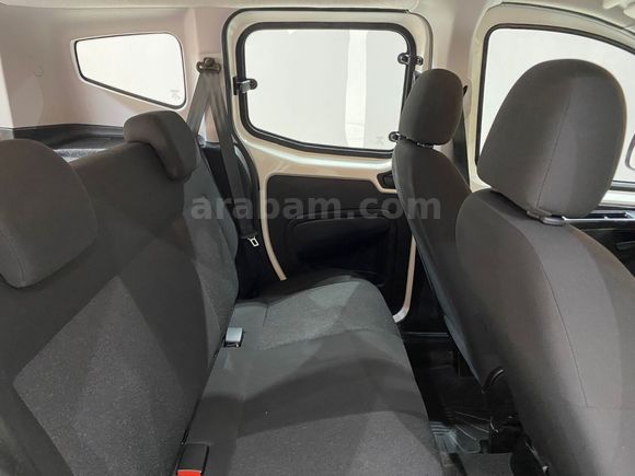 otomobil Fiat Fiorino Combi 1.3 MultiJet Pop